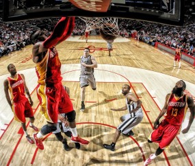 爱游戏登录入口 -科维托娃在中国队比赛中连败，高光表现引发热议！