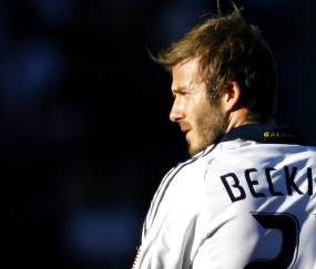 爱游戏登录入口 -综合格斗赛场焦点！西班牙队对阵荷兰队，爆冷逆转，黑马强势击败劲敌